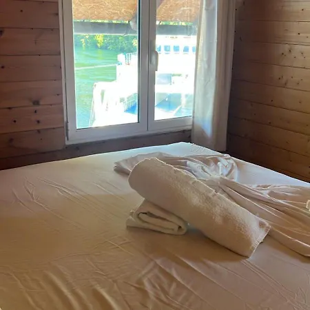 Drini Hotel Tropoje